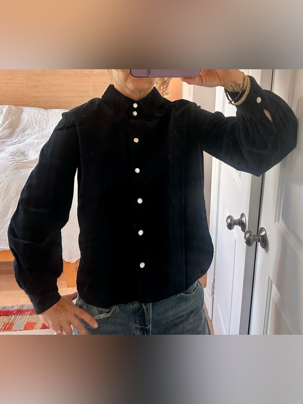 Women’s Black Button-Down Puff Sleeve Shirt